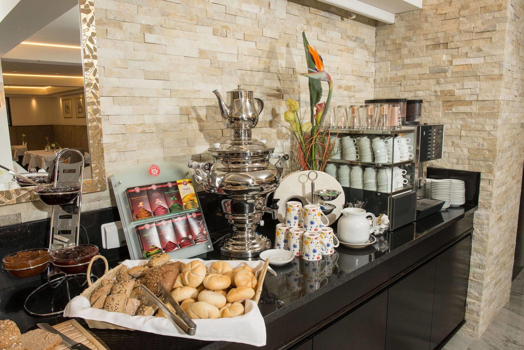 Genusshotel Goldene Rose Silandro Esterno foto